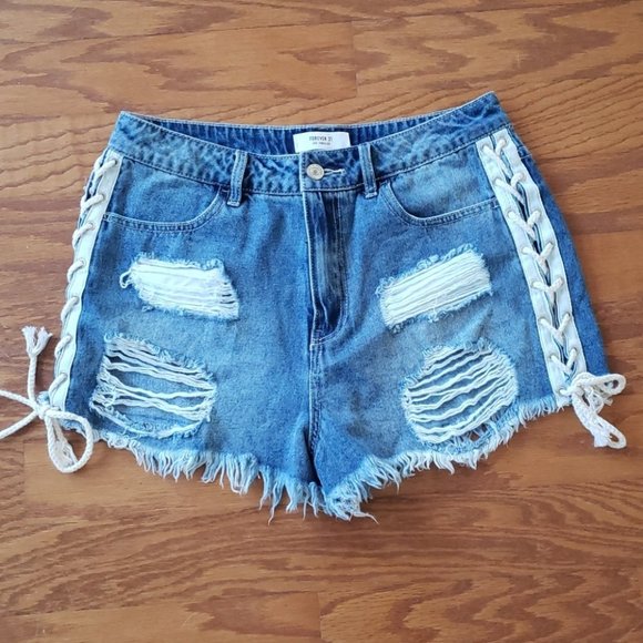 Laced Ripped Jean Shorts - Picture 1 of 4